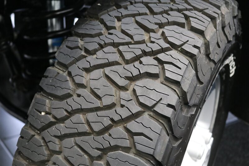 2005 Dodge Ram 2500 SLT  5.9L HO W/ 6-SPEED MANUAL* NEW 3 " LEVEL KIT W/ BILSTEIN 5100 SHOCKS* NEW BLUE TOP STEERING BOX W/ BALL JOINTS* NEW BFG KO3 10-PLYS* SPRAY IN BED LINER* NEVER HAS 5TH WHEEL OR GOOSENECK - Photo 46 - Portland, OR 97230