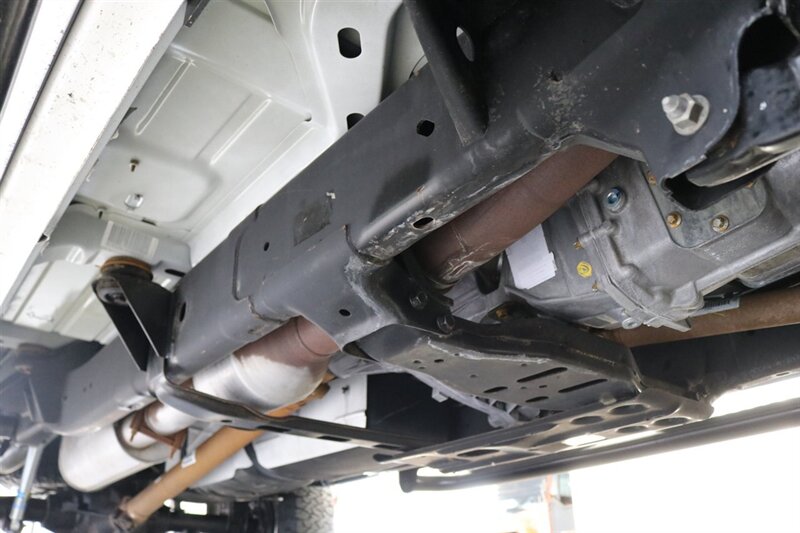 2005 Dodge Ram 2500 SLT  5.9L HO W/ 6-SPEED MANUAL* NEW 3 " LEVEL KIT W/ BILSTEIN 5100 SHOCKS* NEW BLUE TOP STEERING BOX W/ BALL JOINTS* NEW BFG KO3 10-PLYS* SPRAY IN BED LINER* NEVER HAS 5TH WHEEL OR GOOSENECK - Photo 23 - Portland, OR 97230