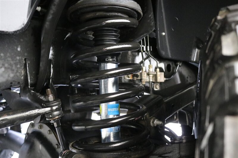 2005 Dodge Ram 2500 SLT  5.9L HO W/ 6-SPEED MANUAL* NEW 3 " LEVEL KIT W/ BILSTEIN 5100 SHOCKS* NEW BLUE TOP STEERING BOX W/ BALL JOINTS* NEW BFG KO3 10-PLYS* SPRAY IN BED LINER* NEVER HAS 5TH WHEEL OR GOOSENECK - Photo 36 - Portland, OR 97230