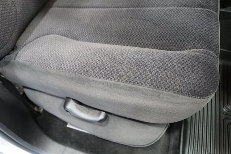 2005 Dodge Ram 2500 SLT  5.9L HO W/ 6-SPEED MANUAL* NEW 3 " LEVEL KIT W/ BILSTEIN 5100 SHOCKS* NEW BLUE TOP STEERING BOX W/ BALL JOINTS* NEW BFG KO3 10-PLYS* SPRAY IN BED LINER* NEVER HAS 5TH WHEEL OR GOOSENECK - Photo 73 - Portland, OR 97230