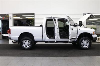 2005 Dodge Ram 2500 SLT  5.9L HO W/ 6-SPEED MANUAL* NEW 3 " LEVEL KIT W/ BILSTEIN 5100 SHOCKS* NEW BLUE TOP STEERING BOX W/ BALL JOINTS* NEW BFG KO3 10-PLYS* SPRAY IN BED LINER* NEVER HAS 5TH WHEEL OR GOOSENECK - Photo 11 - Portland, OR 97230