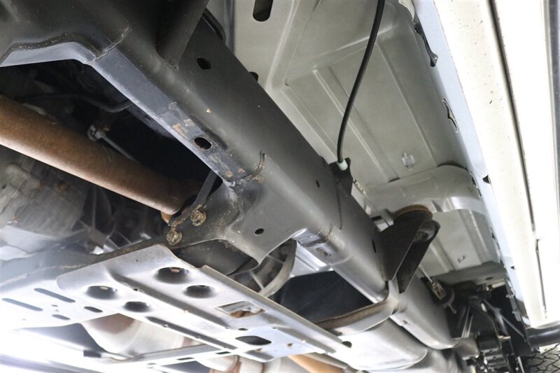 2005 Dodge Ram 2500 SLT  5.9L HO W/ 6-SPEED MANUAL* NEW 3 " LEVEL KIT W/ BILSTEIN 5100 SHOCKS* NEW BLUE TOP STEERING BOX W/ BALL JOINTS* NEW BFG KO3 10-PLYS* SPRAY IN BED LINER* NEVER HAS 5TH WHEEL OR GOOSENECK - Photo 28 - Portland, OR 97230