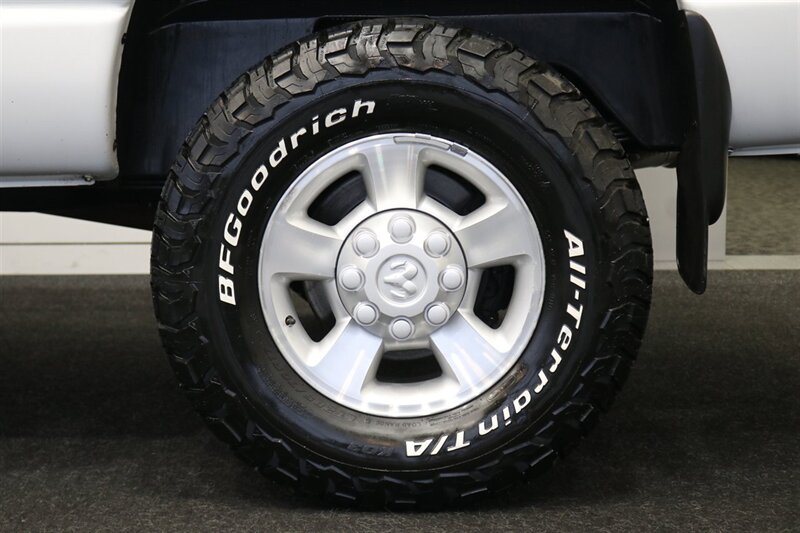 2005 Dodge Ram 2500 SLT  5.9L HO W/ 6-SPEED MANUAL* NEW 3 " LEVEL KIT W/ BILSTEIN 5100 SHOCKS* NEW BLUE TOP STEERING BOX W/ BALL JOINTS* NEW BFG KO3 10-PLYS* SPRAY IN BED LINER* NEVER HAS 5TH WHEEL OR GOOSENECK - Photo 43 - Portland, OR 97230