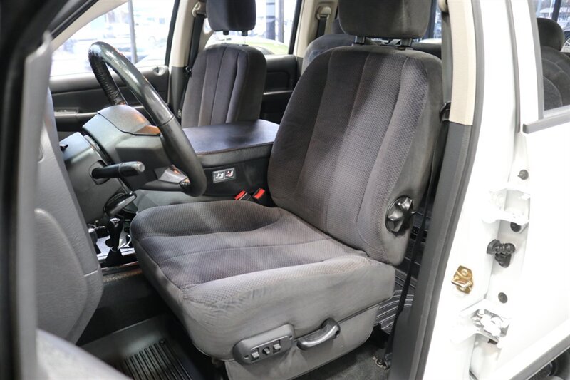 2005 Dodge Ram 2500 SLT  5.9L HO W/ 6-SPEED MANUAL* NEW 3 " LEVEL KIT W/ BILSTEIN 5100 SHOCKS* NEW BLUE TOP STEERING BOX W/ BALL JOINTS* NEW BFG KO3 10-PLYS* SPRAY IN BED LINER* NEVER HAS 5TH WHEEL OR GOOSENECK - Photo 16 - Portland, OR 97230