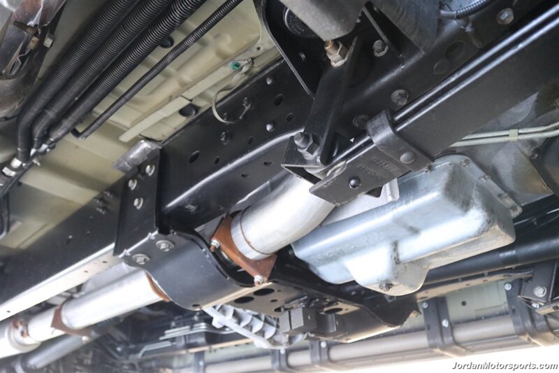 2000 Ford Excursion Limited  100%RUST & CORROSION FREE* HELLWIG REAR ADJUSTABLE SWAY BAR* S&B INTAKE* 4 " TURBO BACK EXHAUST* PHP HYDRA TUNER* 33 " BFG KO2 10-PLYS* RIFFRAFF OVERBOOST REGULATOR* NEW BRAKES-ROTORS-CALIPERS - Photo 28 - Portland, OR 97230