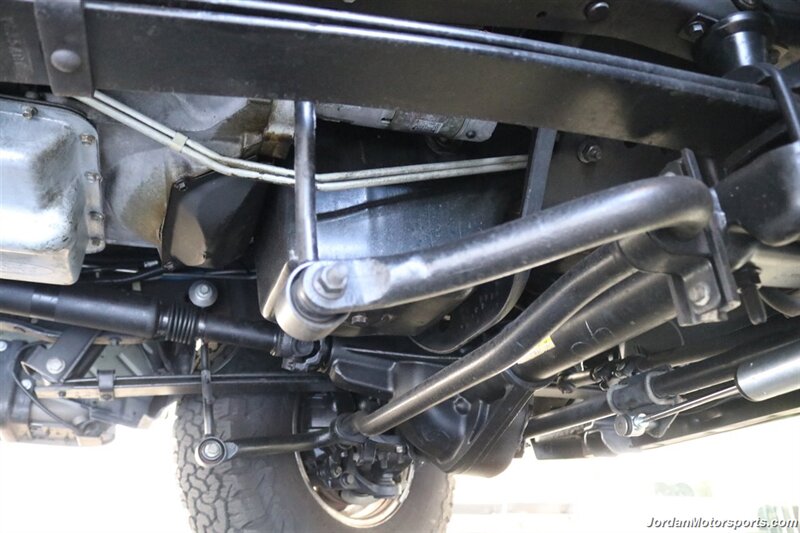 2000 Ford Excursion Limited  100%RUST & CORROSION FREE* HELLWIG REAR ADJUSTABLE SWAY BAR* S&B INTAKE* 4 " TURBO BACK EXHAUST* PHP HYDRA TUNER* 33 " BFG KO2 10-PLYS* RIFFRAFF OVERBOOST REGULATOR* NEW BRAKES-ROTORS-CALIPERS - Photo 35 - Portland, OR 97230