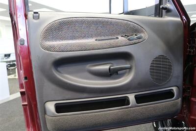 2002 Dodge Ram 2500 SLT  SHORT BED* 2-OWNER* NEW 3 "BILSTEIN LIFT* NEW 35 "BFG KO3 10-PLYS* FASS PUMP* SYNERGY DIESEL 4TH GEN STEERING UPGRADE* S&B INTAKE & ELBOW* EXHAUST* RED HEAD STEERING BOX - Photo 66 - Portland, OR 97230