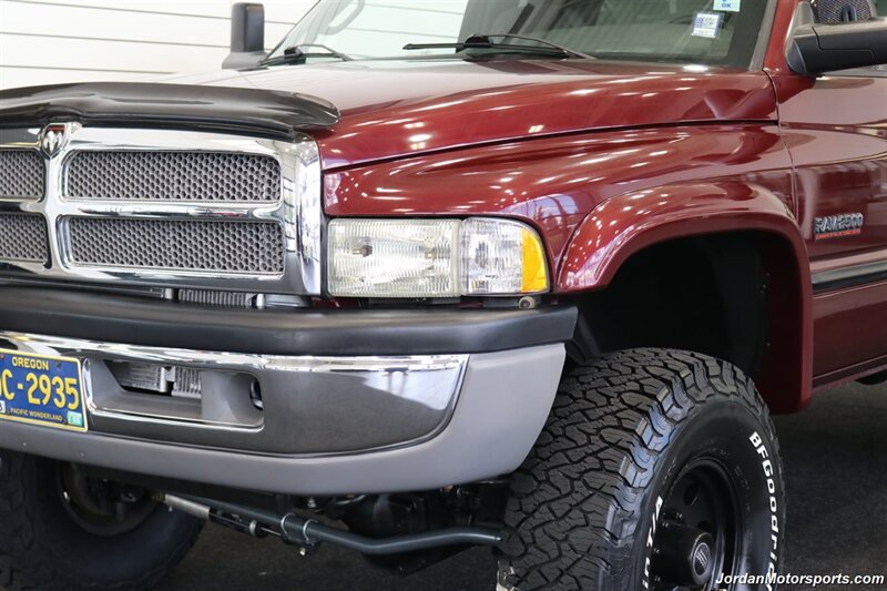2002 Dodge Ram 2500 SLT  SHORT BED* 2-OWNER* NEW 3 "BILSTEIN LIFT* NEW 35 "BFG KO3 10-PLYS* FASS PUMP* SYNERGY DIESEL 4TH GEN STEERING UPGRADE* S&B INTAKE & ELBOW* EXHAUST* RED HEAD STEERING BOX - Photo 12 - Portland, OR 97230