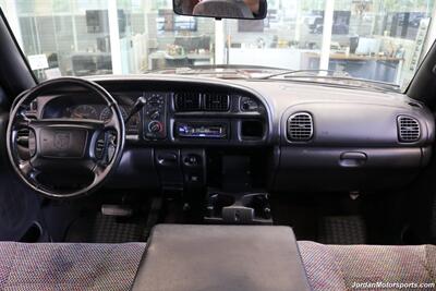 2002 Dodge Ram 2500 SLT  SHORT BED* 2-OWNER* NEW 3 "BILSTEIN LIFT* NEW 35 "BFG KO3 10-PLYS* FASS PUMP* SYNERGY DIESEL 4TH GEN STEERING UPGRADE* S&B INTAKE & ELBOW* EXHAUST* RED HEAD STEERING BOX - Photo 19 - Portland, OR 97230
