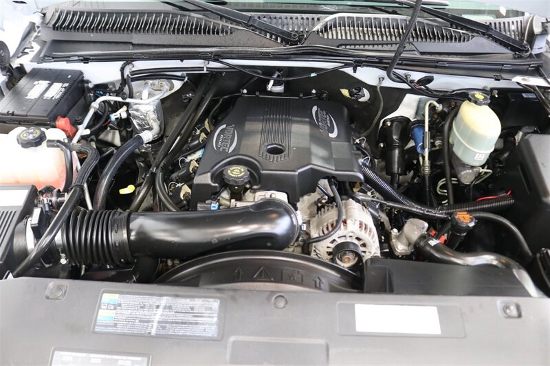 2002 Chevrolet Silverado 2500 LS   - Photo 22 - Portland, OR 97230