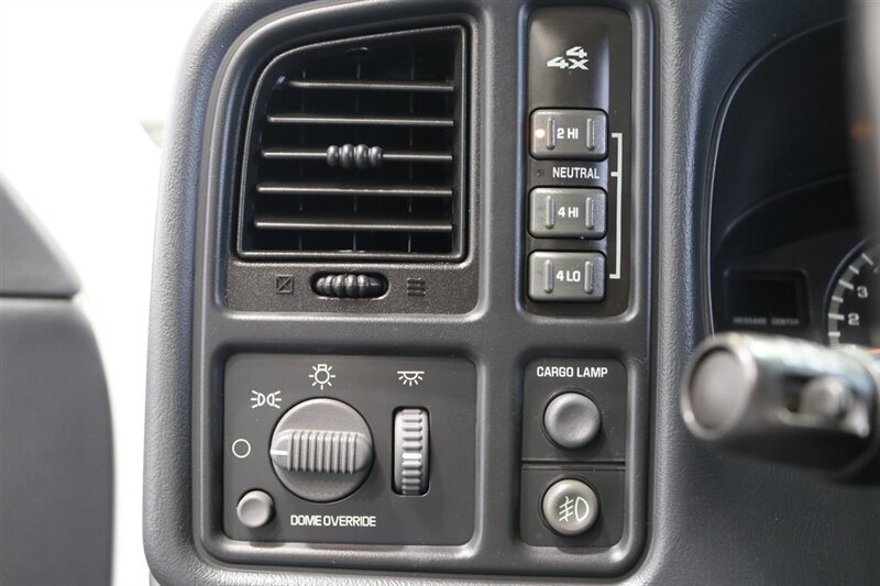 2002 Chevrolet Silverado 2500 LS   - Photo 79 - Portland, OR 97230