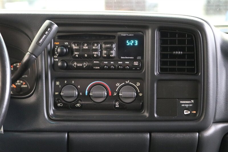 2002 Chevrolet Silverado 2500 LS   - Photo 68 - Portland, OR 97230