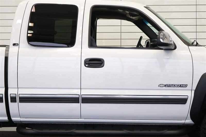 2002 Chevrolet Silverado 2500 LS   - Photo 37 - Portland, OR 97230