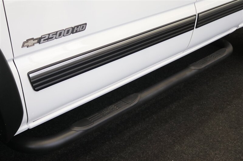 2002 Chevrolet Silverado 2500 LS   - Photo 16 - Portland, OR 97230