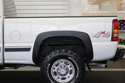 2002 Chevrolet Silverado 2500 LS   - Photo 13 - Portland, OR 97230