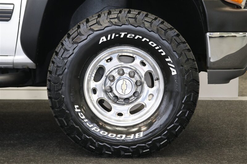 2002 Chevrolet Silverado 2500 LS   - Photo 39 - Portland, OR 97230