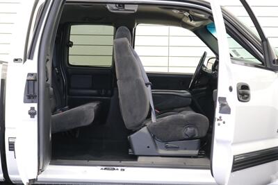 2002 Chevrolet Silverado 2500 LS   - Photo 30 - Portland, OR 97230