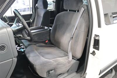 2002 Chevrolet Silverado 2500 LS   - Photo 46 - Portland, OR 97230