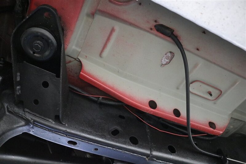 1995 Dodge Ram 3500  1-OWNER* 12-VALVE 5.9L* 5 SPD MANUAL* FLAT BED W/ NEW WOOD* NEW BFG KO3 10-PLYS* NEW CLUTCH* KILLER DOWEL PIN REPLACED* ALL NEW FLUIDS-REAR BRAKES-AC SERVICE* 100% RUST FREE* NEW CLUTCH-REAR MAIN SEAL - Photo 28 - Portland, OR 97230