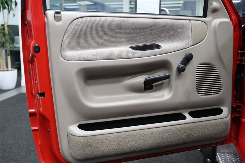 1995 Dodge Ram 3500  1-OWNER* 12-VALVE 5.9L* 5 SPD MANUAL* FLAT BED W/ NEW WOOD* NEW BFG KO3 10-PLYS* NEW CLUTCH* KILLER DOWEL PIN REPLACED* ALL NEW FLUIDS-REAR BRAKES-AC SERVICE* 100% RUST FREE* NEW CLUTCH-REAR MAIN SEAL - Photo 66 - Portland, OR 97230