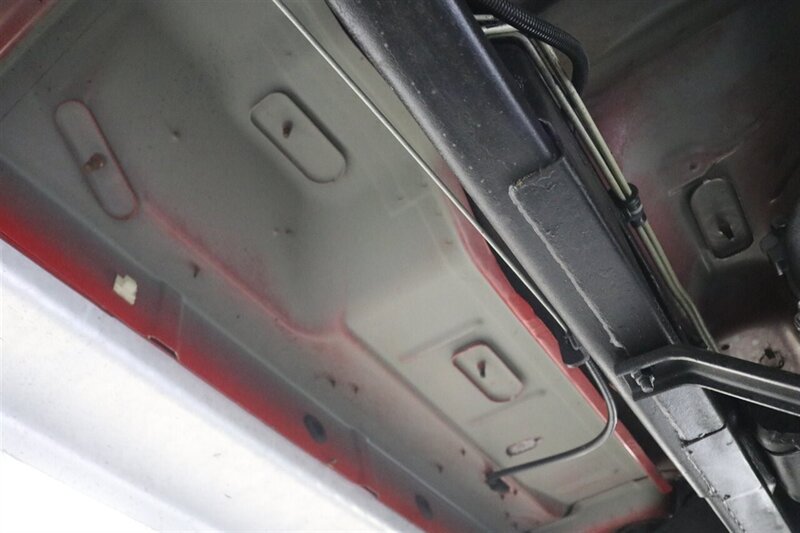 1995 Dodge Ram 3500  1-OWNER* 12-VALVE 5.9L* 5 SPD MANUAL* FLAT BED W/ NEW WOOD* NEW BFG KO3 10-PLYS* NEW CLUTCH* KILLER DOWEL PIN REPLACED* ALL NEW FLUIDS-REAR BRAKES-AC SERVICE* 100% RUST FREE* NEW CLUTCH-REAR MAIN SEAL - Photo 26 - Portland, OR 97230