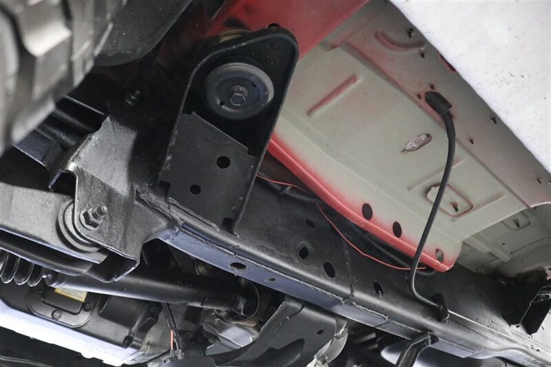 1995 Dodge Ram 3500  1-OWNER* 12-VALVE 5.9L* 5 SPD MANUAL* FLAT BED W/ NEW WOOD* NEW BFG KO3 10-PLYS* NEW CLUTCH* KILLER DOWEL PIN REPLACED* ALL NEW FLUIDS-REAR BRAKES-AC SERVICE* 100% RUST FREE* NEW CLUTCH-REAR MAIN SEAL - Photo 31 - Portland, OR 97230