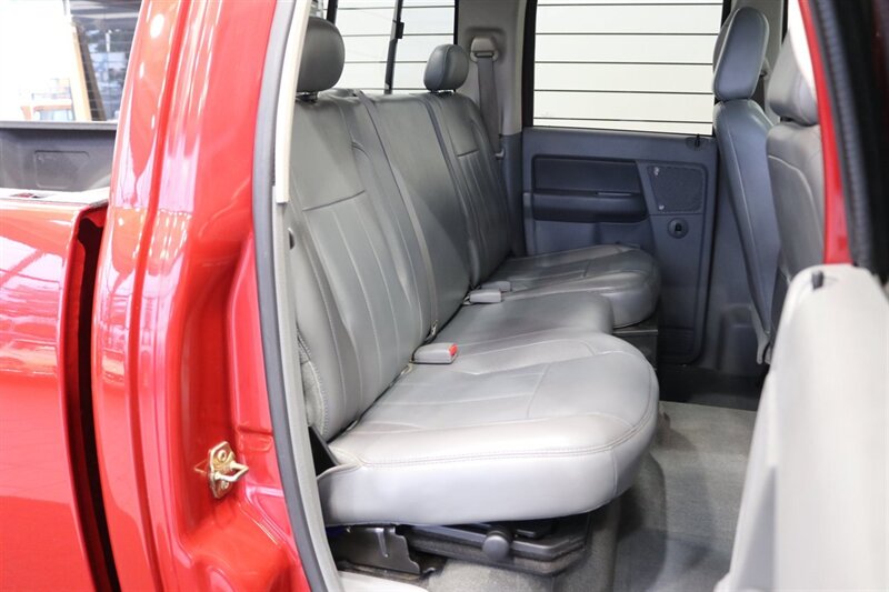 2006 Dodge Ram 2500 Laramie - Photo 18 - Portland, OR 97230