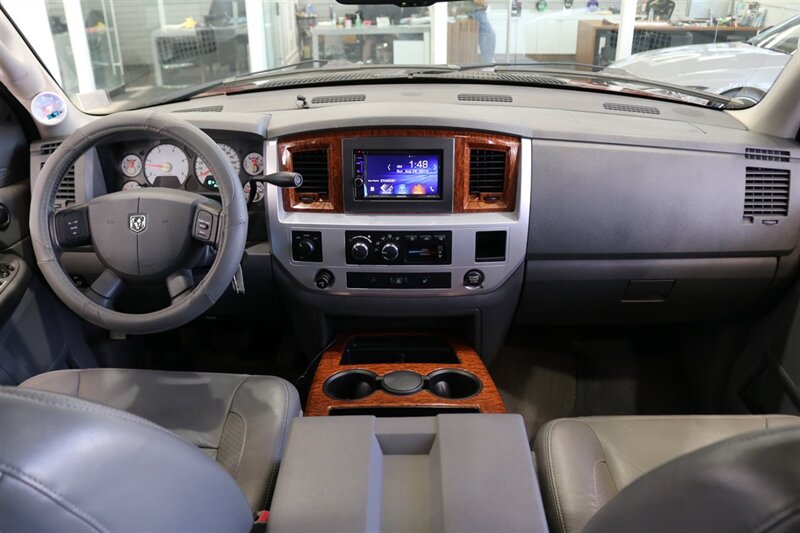 2006 Dodge Ram 2500 Laramie - Photo 19 - Portland, OR 97230