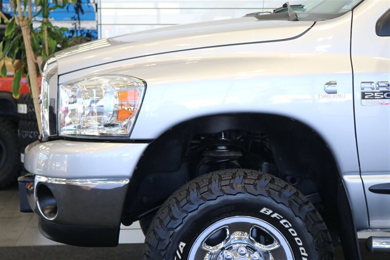2007 Dodge Ram 2500 SLT 1-OREGON OWNER* 100% RUST & CORROSION FREE* NEW 2 "LEVEL LIFT W/BILSTEIN 5100 SHOCKS* LINEX BED LINER* NEVER HAD 5TH WHEEL OR GOOSENECK* NEW 33 " BFG KO3 10-PLYs* FULL FRESH SERVICE* ALL BOOKS & KEYS - Photo 58 - Portland, OR 97230