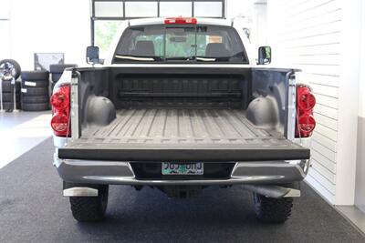 2007 Dodge Ram 2500 SLT 1-OREGON OWNER* 100% RUST & CORROSION FREE* NEW 2 "LEVEL LIFT W/BILSTEIN 5100 SHOCKS* LINEX BED LINER* NEVER HAD 5TH WHEEL OR GOOSENECK* NEW 33 " BFG KO3 10-PLYs* FULL FRESH SERVICE* ALL BOOKS & KEYS - Photo 13 - Portland, OR 97230