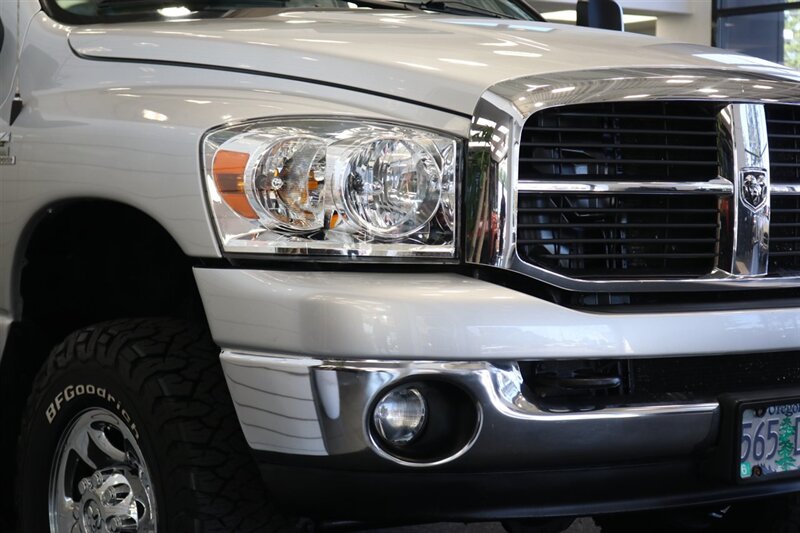 2007 Dodge Ram 2500 SLT 1-OREGON OWNER* 100% RUST & CORROSION FREE* NEW 2 "LEVEL LIFT W/BILSTEIN 5100 SHOCKS* LINEX BED LINER* NEVER HAD 5TH WHEEL OR GOOSENECK* NEW 33 " BFG KO3 10-PLYs* FULL FRESH SERVICE* ALL BOOKS & KEYS - Photo 55 - Portland, OR 97230