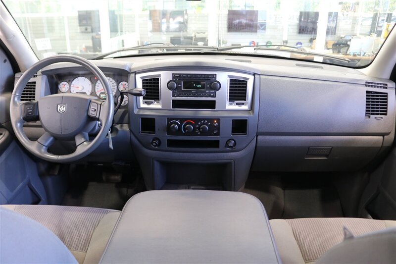 2007 Dodge Ram 2500 SLT 1-OREGON OWNER* 100% RUST & CORROSION FREE* NEW 2 "LEVEL LIFT W/BILSTEIN 5100 SHOCKS* LINEX BED LINER* NEVER HAD 5TH WHEEL OR GOOSENECK* NEW 33 " BFG KO3 10-PLYs* FULL FRESH SERVICE* ALL BOOKS & KEYS - Photo 17 - Portland, OR 97230
