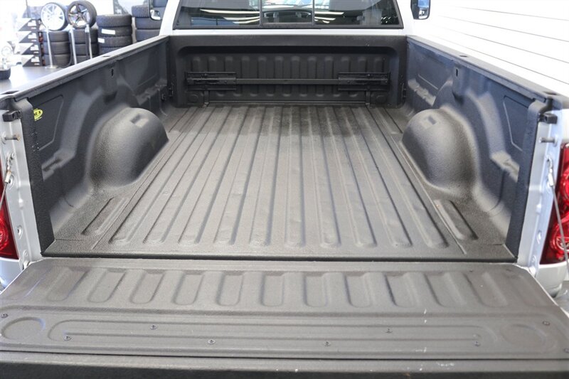 2007 Dodge Ram 2500 SLT 1-OREGON OWNER* 100% RUST & CORROSION FREE* NEW 2 "LEVEL LIFT W/BILSTEIN 5100 SHOCKS* LINEX BED LINER* NEVER HAD 5TH WHEEL OR GOOSENECK* NEW 33 " BFG KO3 10-PLYs* FULL FRESH SERVICE* ALL BOOKS & KEYS - Photo 44 - Portland, OR 97230