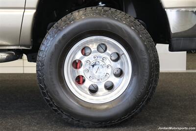 2005 Dodge Ram 3500 SLT  CARLI STAGE 3 3 " LIFT WITH BILSTEIN 5100 SHOCKS* REAR AIR BAGS* 35 " TIRES* 10K BUILT TRANSMISSION* NAV APPLE CARPLAY - Photo 29 - Portland, OR 97230