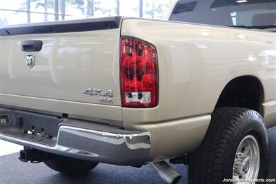 2005 Dodge Ram 3500 SLT  CARLI STAGE 3 3 " LIFT WITH BILSTEIN 5100 SHOCKS* REAR AIR BAGS* 35 " TIRES* 10K BUILT TRANSMISSION* NAV APPLE CARPLAY - Photo 26 - Portland, OR 97230