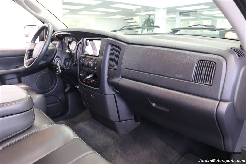 2005 Dodge Ram 3500 SLT  CARLI STAGE 3 3 " LIFT WITH BILSTEIN 5100 SHOCKS* REAR AIR BAGS* 35 " TIRES* 10K BUILT TRANSMISSION* NAV APPLE CARPLAY - Photo 39 - Portland, OR 97230