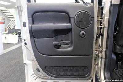 2005 Dodge Ram 3500 SLT  CARLI STAGE 3 3 " LIFT WITH BILSTEIN 5100 SHOCKS* REAR AIR BAGS* 35 " TIRES* 10K BUILT TRANSMISSION* NAV APPLE CARPLAY - Photo 35 - Portland, OR 97230
