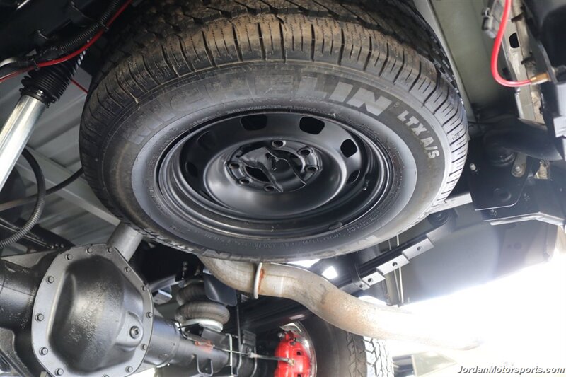 2005 Dodge Ram 3500 SLT  CARLI STAGE 3 3 " LIFT WITH BILSTEIN 5100 SHOCKS* REAR AIR BAGS* 35 " TIRES* 10K BUILT TRANSMISSION* NAV APPLE CARPLAY - Photo 43 - Portland, OR 97230