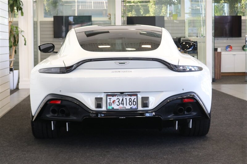 2020 Aston Martin Vantage - Photo 9 - Portland, OR 97230