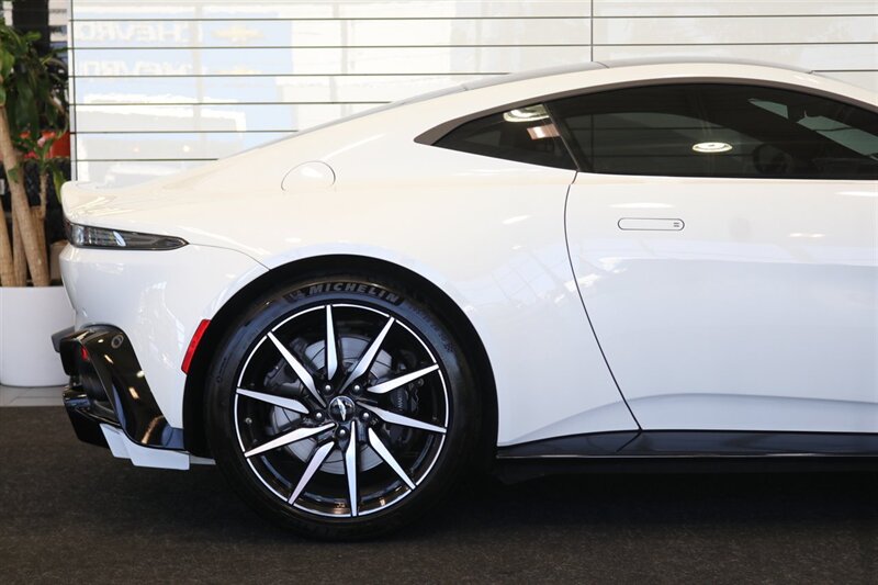 2020 Aston Martin Vantage - Photo 31 - Portland, OR 97230