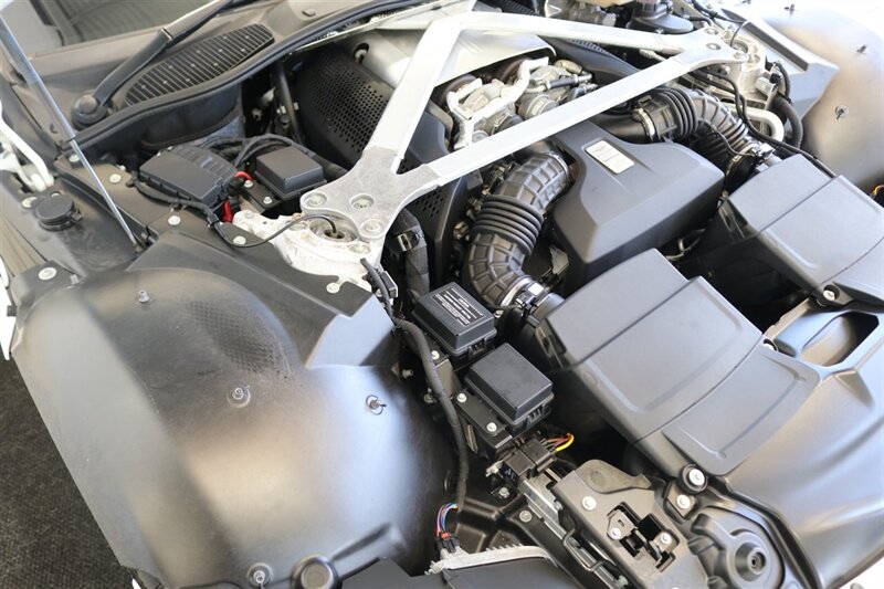 2020 Aston Martin Vantage - Photo 60 - Portland, OR 97230