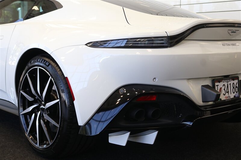 2020 Aston Martin Vantage - Photo 13 - Portland, OR 97230