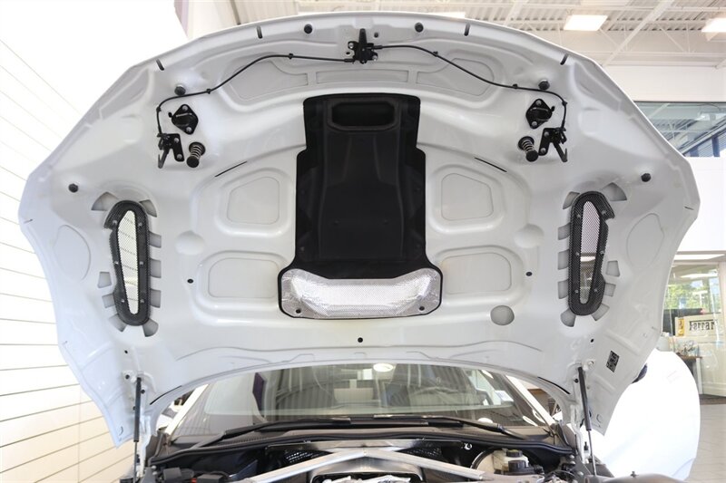 2020 Aston Martin Vantage - Photo 62 - Portland, OR 97230