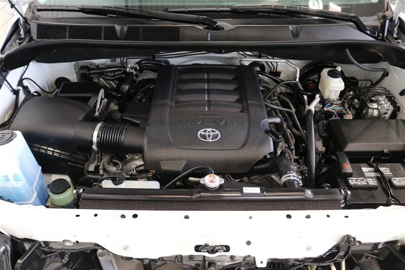 2021 Toyota Sequoia Nightshade 100% RUST FREE* NIGHTSHADE* CONVENIENCE PKG* JBL AUDIO* NAV* 2 "BILSTEIN LEVEL KIT* 33 " NITTOs W/ 18 "KMCs* ALL BOOKS- 2 KEYS- WINDOW STICKER* FRESH SERVICE - Photo 14 - Portland, OR 97230
