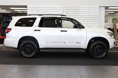 2021 Toyota Sequoia Nightshade 100% RUST FREE* NIGHTSHADE* CONVENIENCE PKG* JBL AUDIO* NAV* 2 "BILSTEIN LEVEL KIT* 33 " NITTOs W/ 18 "KMCs* ALL BOOKS- 2 KEYS- WINDOW STICKER* FRESH SERVICE - Photo 5 - Portland, OR 97230