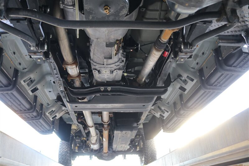 2002 Ford F-350 Super Duty Lariat 4dr Crew Cab Lariat - Photo 25 - Portland, OR 97230