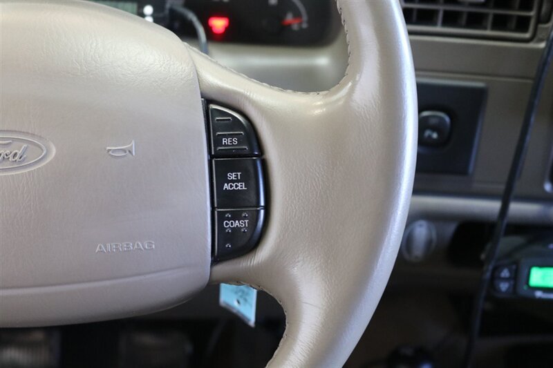 2002 Ford F-350 Super Duty Lariat 4dr Crew Cab Lariat - Photo 83 - Portland, OR 97230