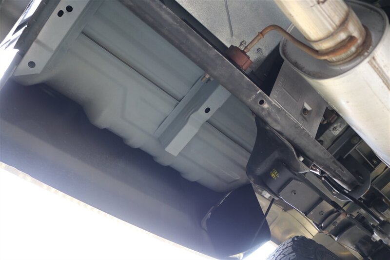 2002 Ford F-350 Super Duty Lariat 4dr Crew Cab Lariat - Photo 30 - Portland, OR 97230