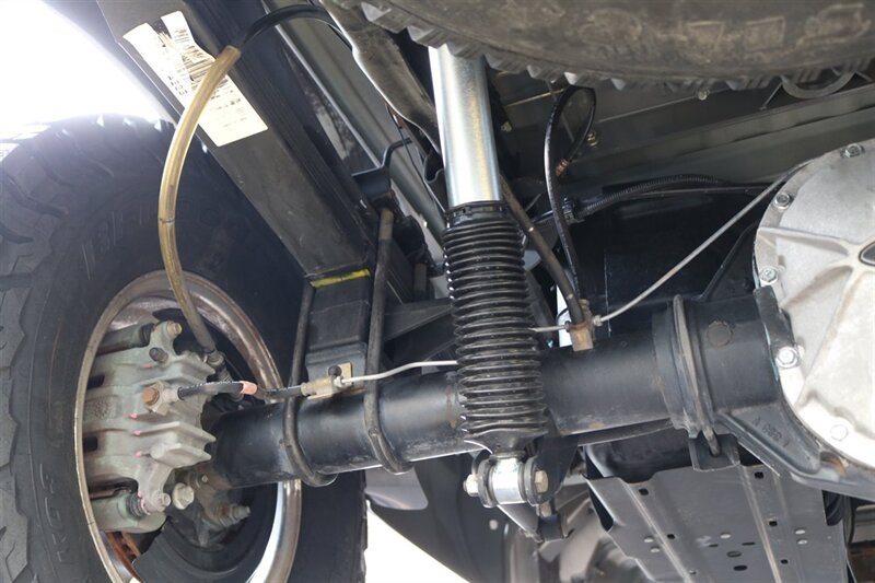 2002 Ford F-350 Super Duty Lariat 4dr Crew Cab Lariat - Photo 26 - Portland, OR 97230