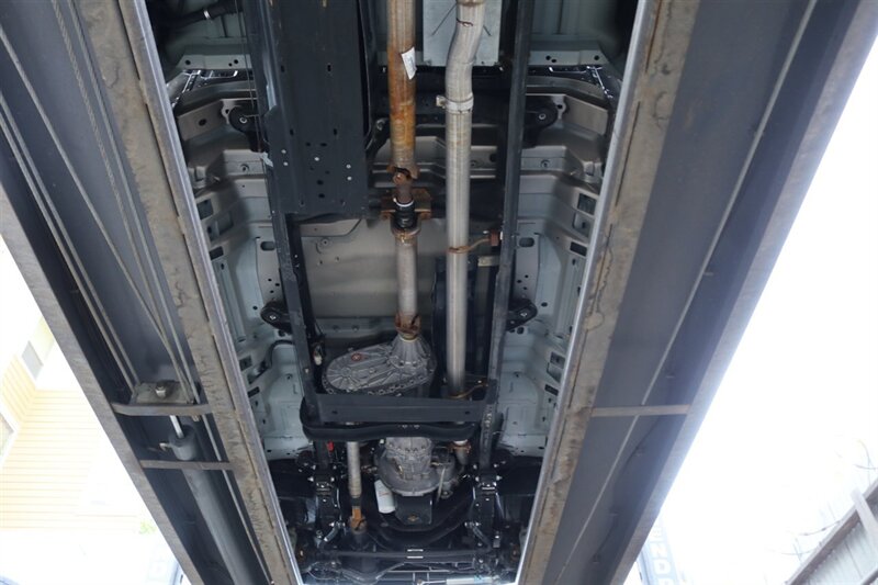 2002 Ford F-350 Super Duty Lariat 4dr Crew Cab Lariat - Photo 24 - Portland, OR 97230